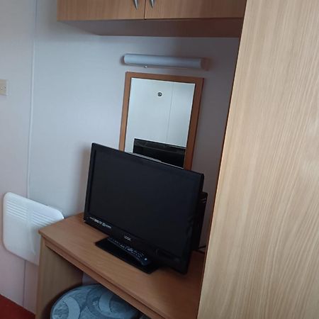 Готель 8 Berth Sealands Інголдмеллс Екстер'єр фото