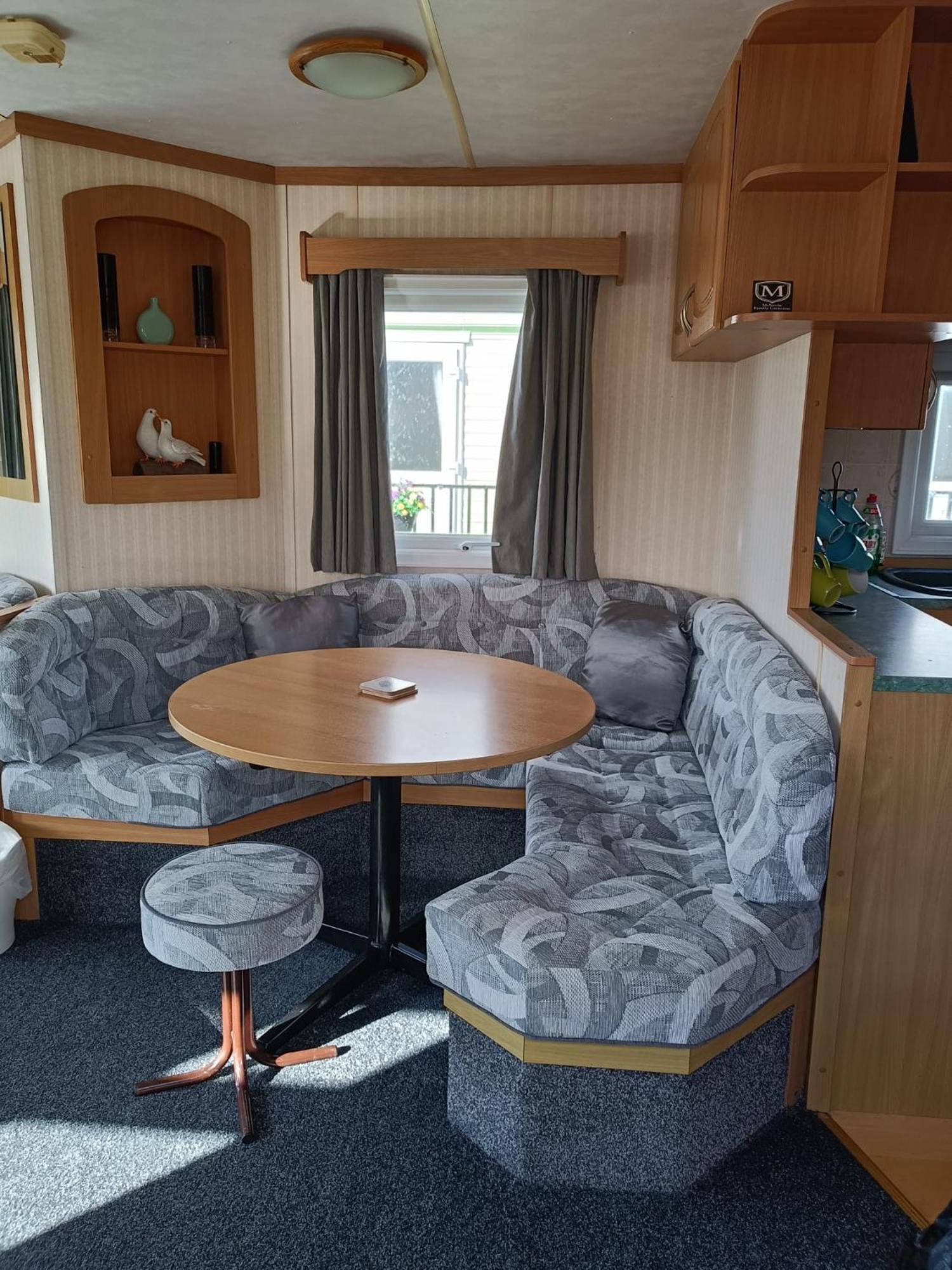 Готель 8 Berth Sealands Інголдмеллс Екстер'єр фото